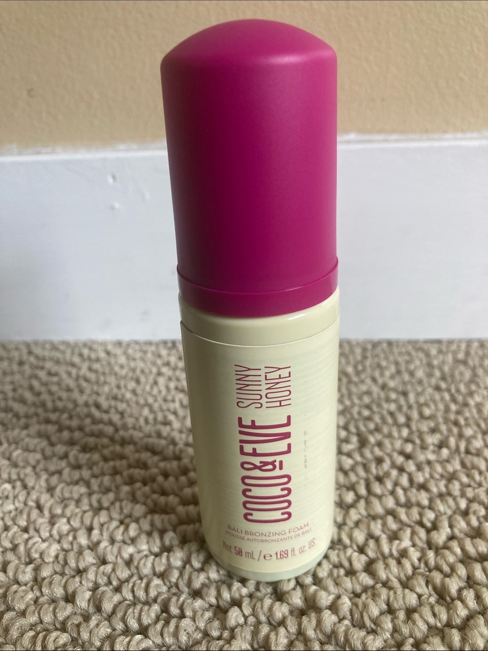 Free with 20$+ purchase 🎁NEW Sunny Honey coco and Eve medium Bronzing Foam 50ml
